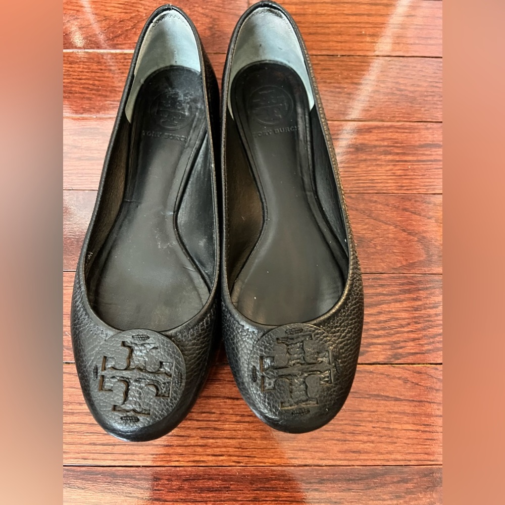 Tory Burch Ballet flats in black leather. Size 6.5
